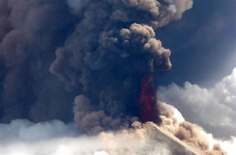 Papua New Guinea volcano erupts and Japan says it’s assessing a possible tsunami risk to its islands
